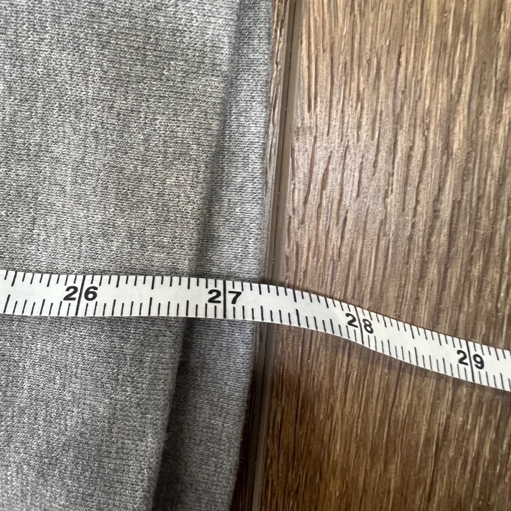 Johnnie-O Quarter-Zip Pullover, Size Large, Silo Ridge - Picture 9 of 10